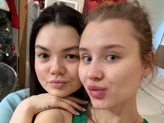 Amateur online ScarlettAndBenit